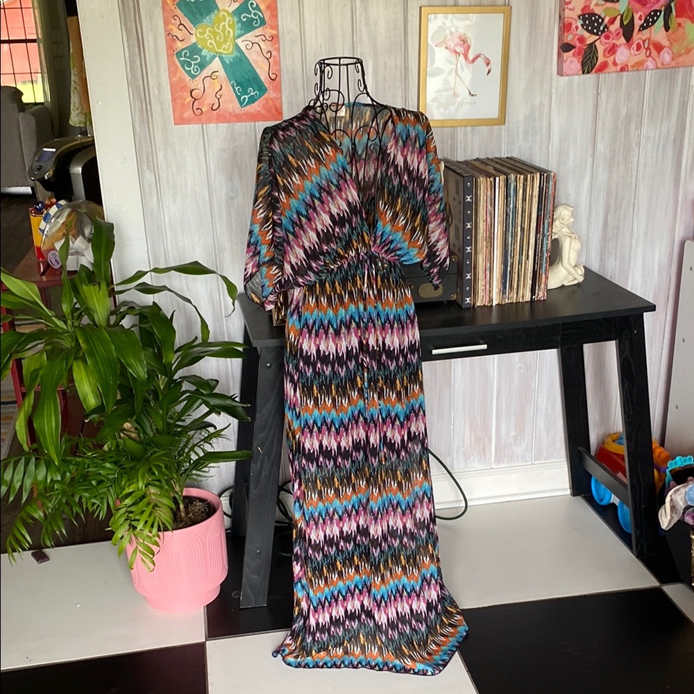Vibrant Zigzag Maxi Dress